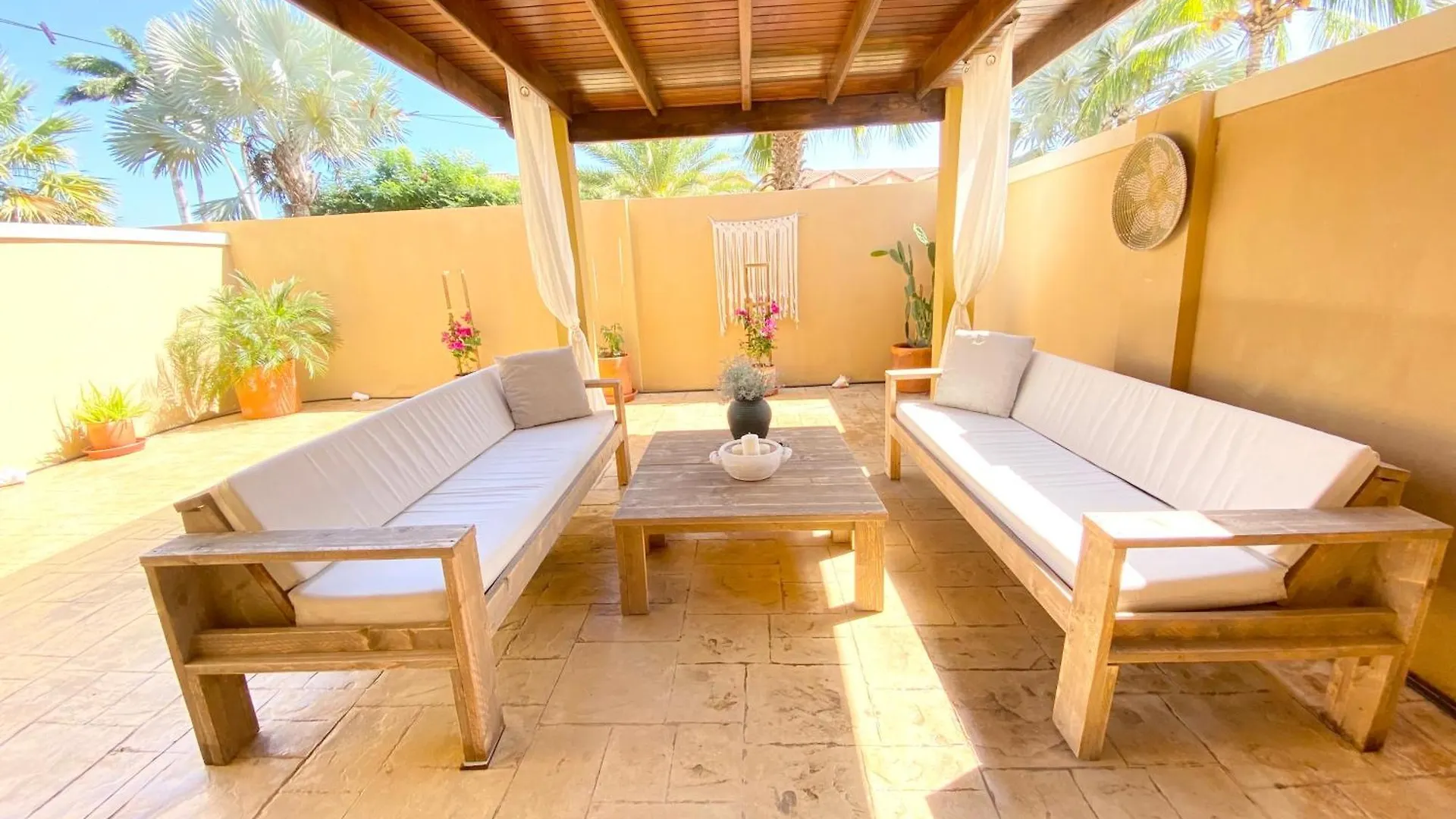 Casa Azure Aruba Villa Palm Beach Holiday home