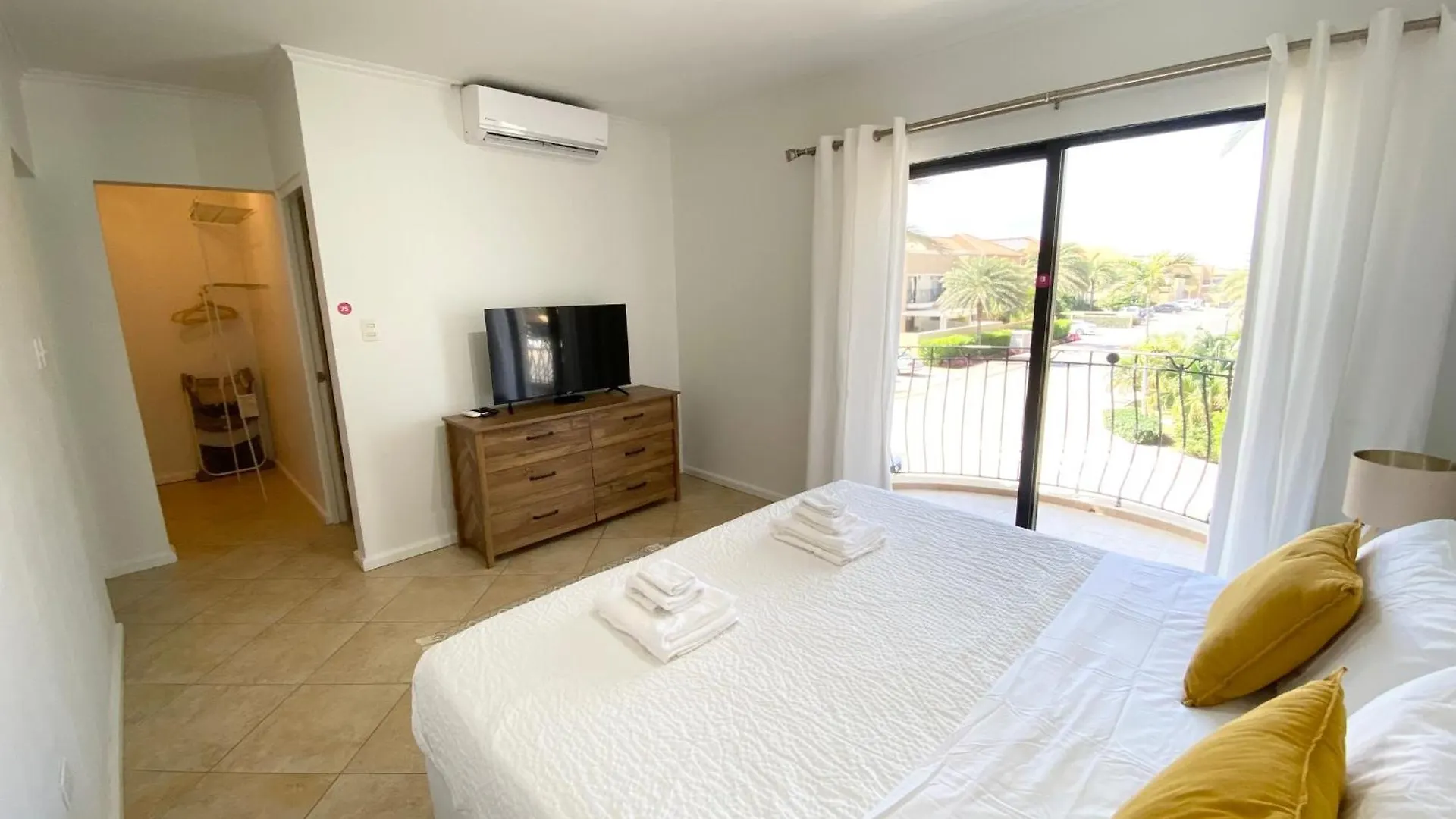 Casa Azure Aruba Villa Palm Beach 0*,
