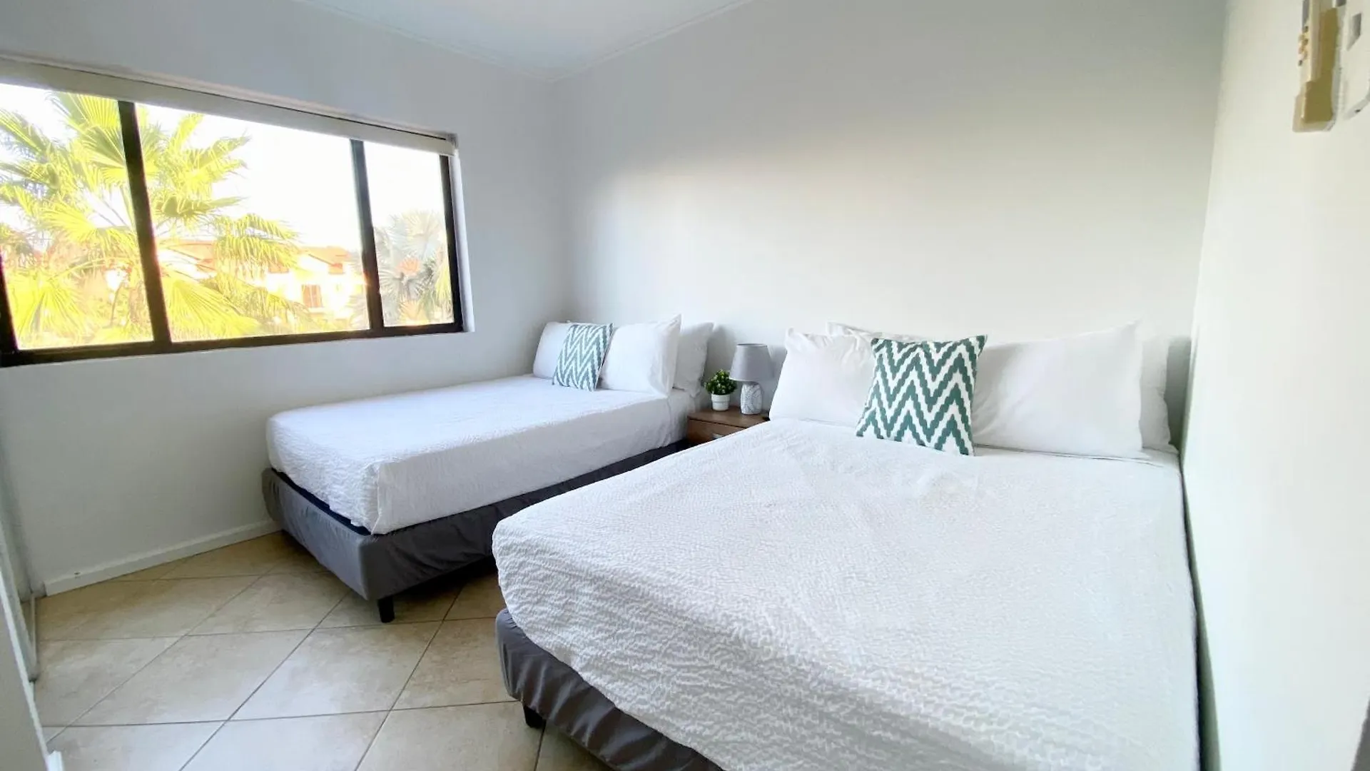 Casa Azure Aruba Villa Palm Beach