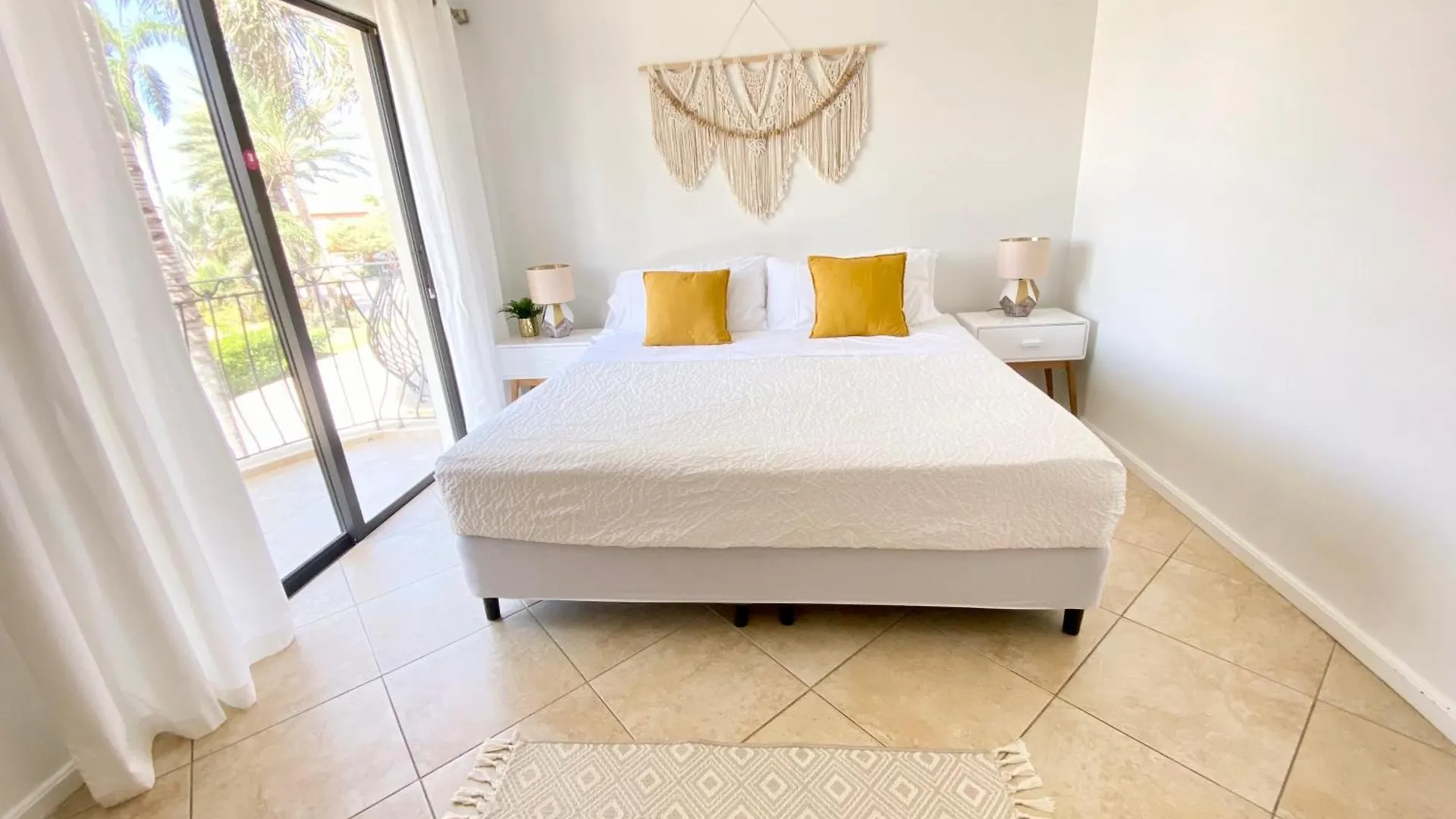 Casa Azure Aruba Villa Palm Beach 0*,  Aruba